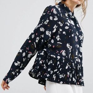 Vero Moda Navy Print Botton Doen Shirt w. Pleats